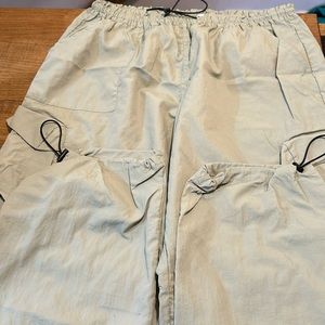 Garage xl moss green parachute pants